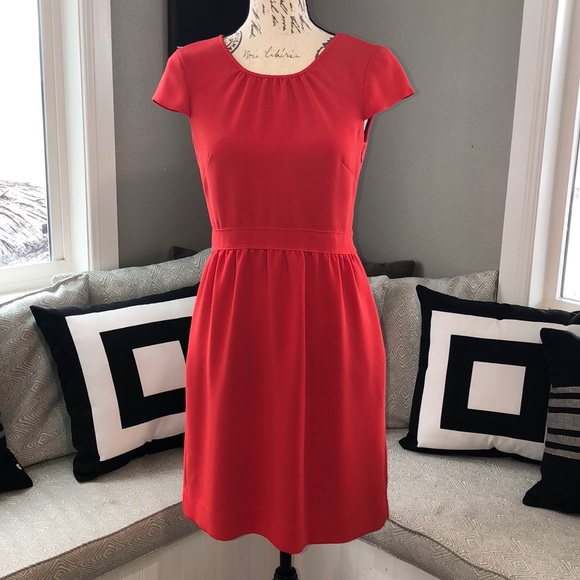 J. Crew Dresses & Skirts - J. Crew Crepe Cap Sleeve Red Dress